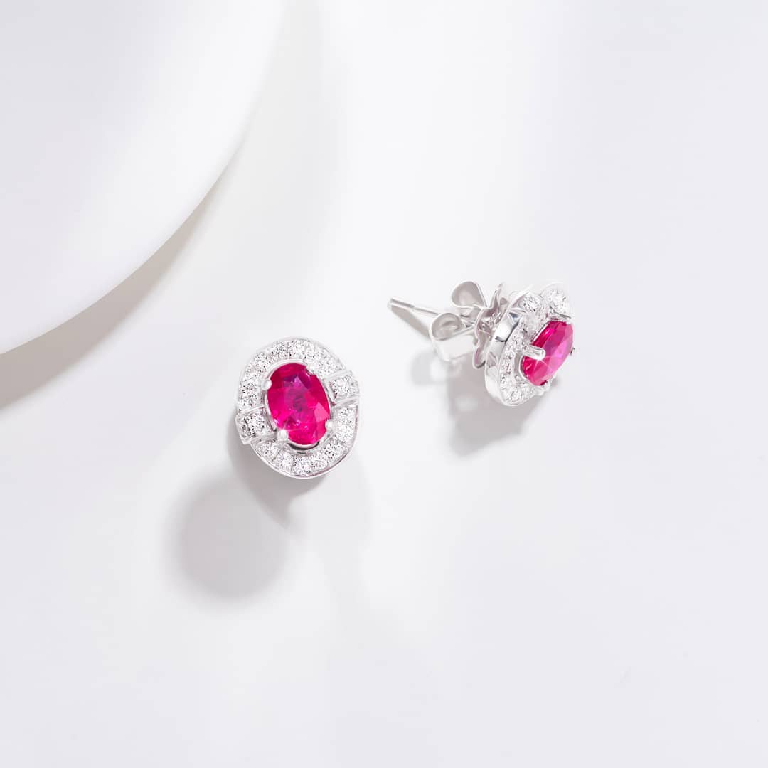 anting precious stone