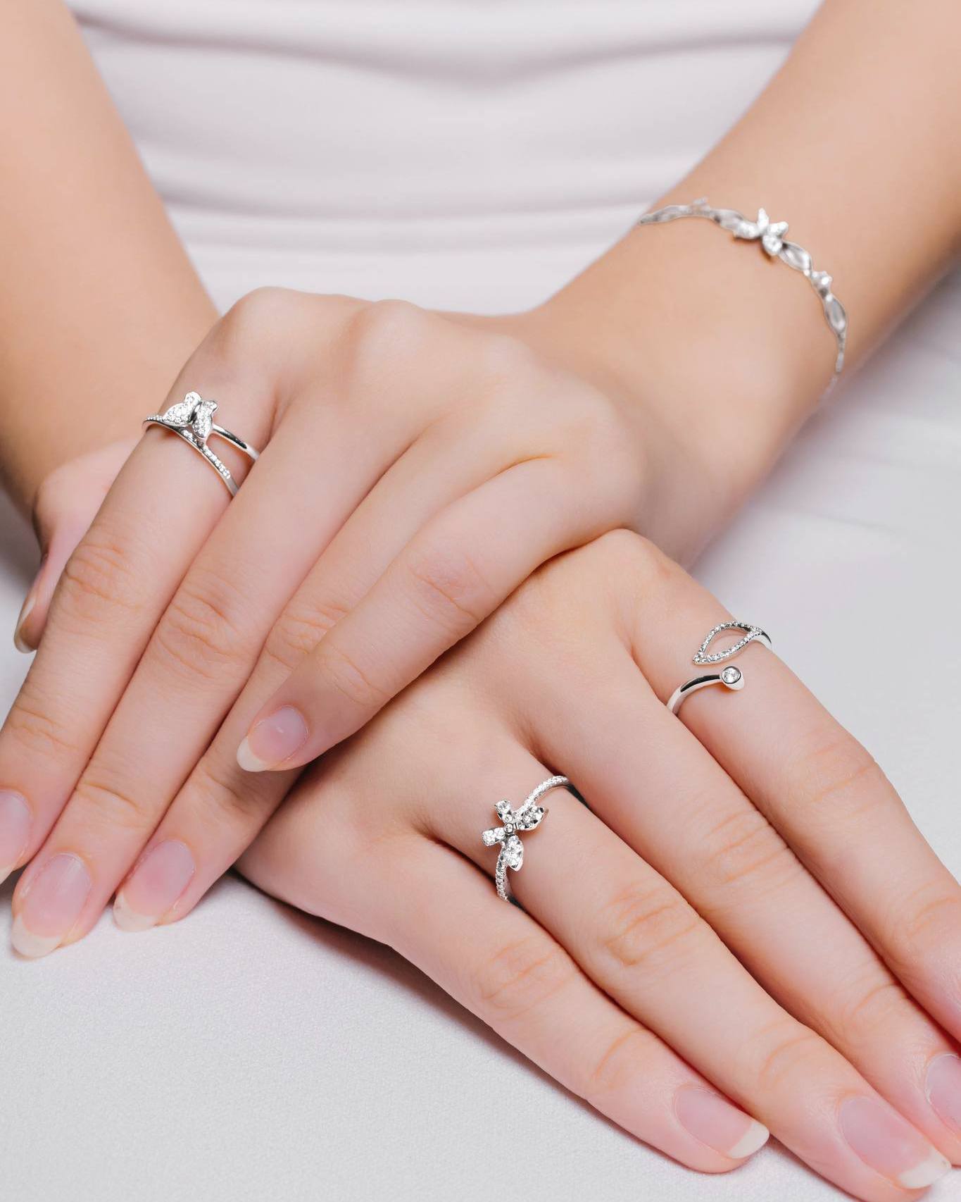 model cincin emas wanita terbaru